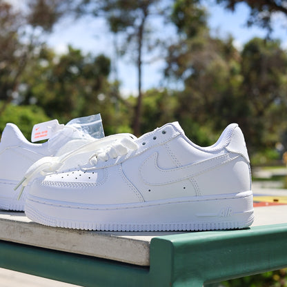 Nike Air Force 1 White