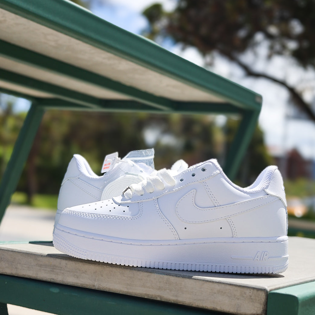 Nike Air Force 1 White